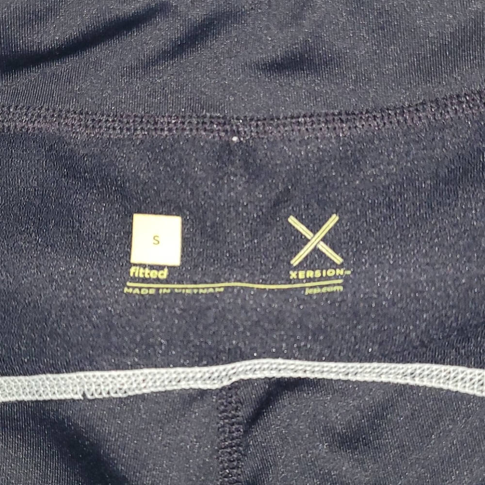 Lot of athletic leggings - Picture 4 of 11